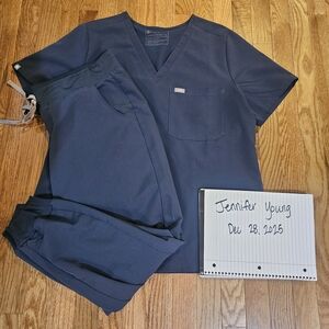 Figs Women's Deep Blue Scrub Set